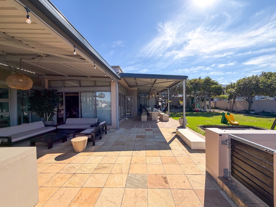 To Let 3 Bedroom Property for Rent in Stonehurst Mountain Estate Western Cape
